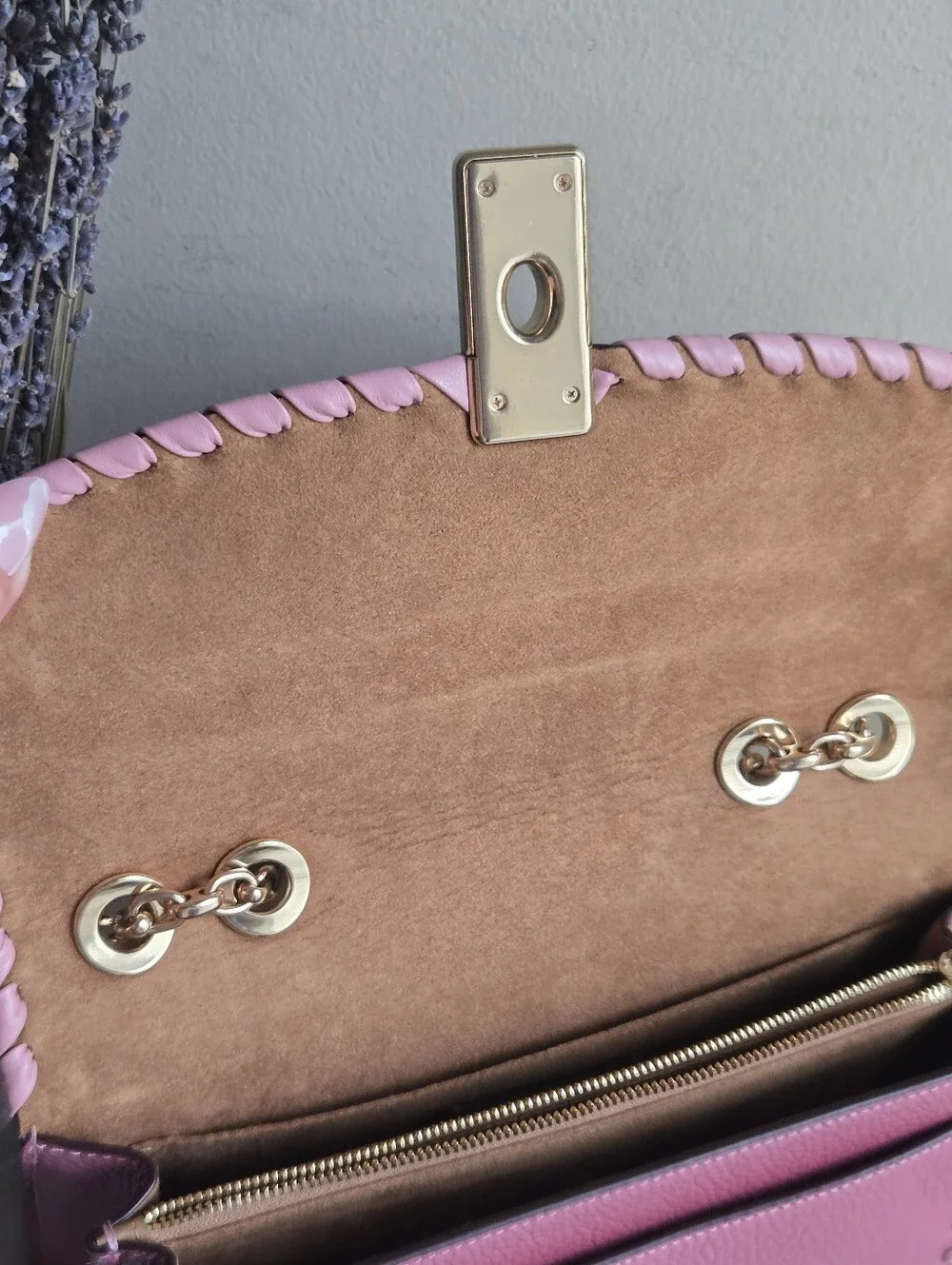 Like New Coach Lane Pink Whipstitch Leather Shoulder Bag